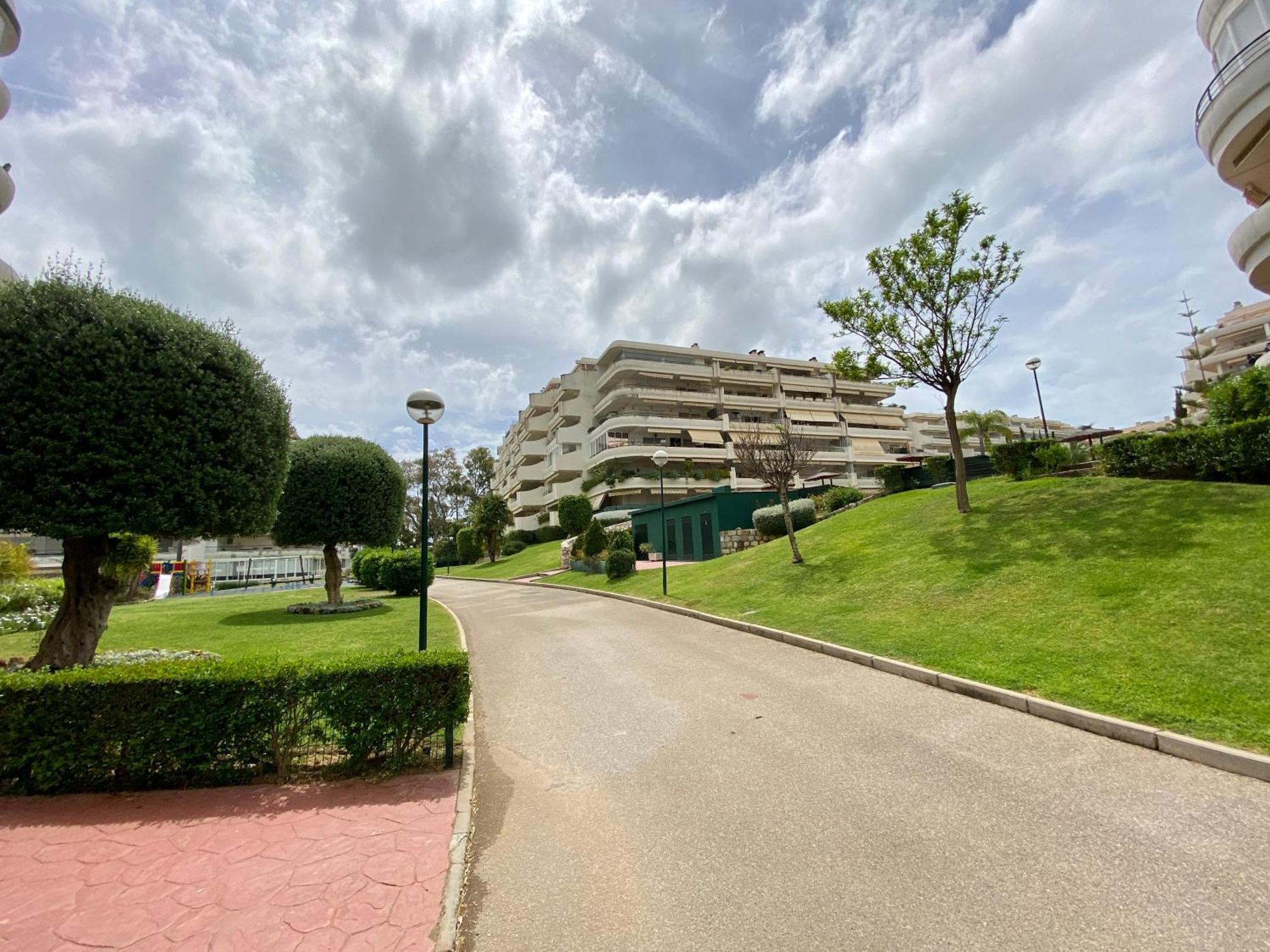 Apartamento Con Vistas Y Terraza En Guadalmina Mad Marbella Exterior foto