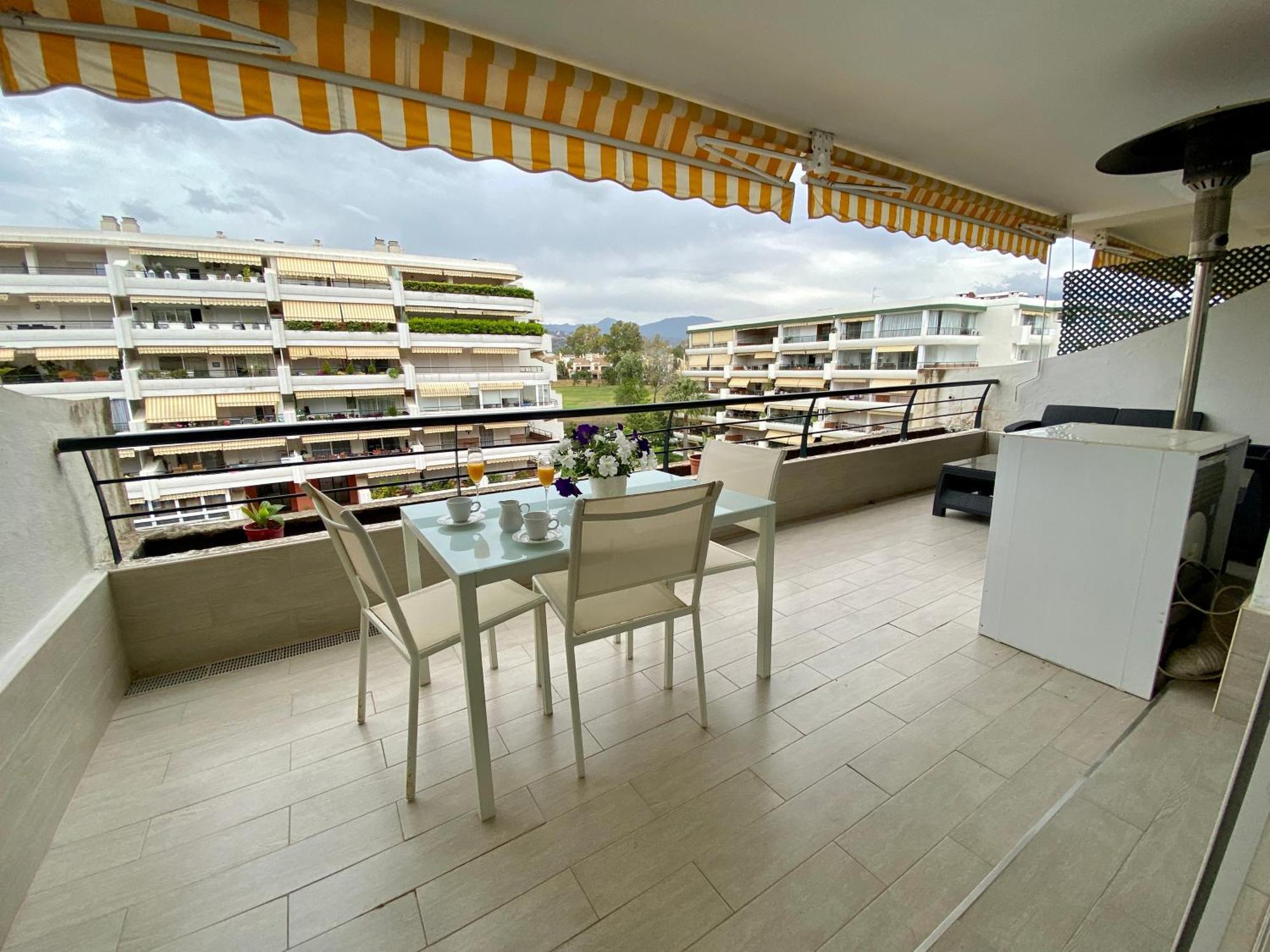 Apartamento Con Vistas Y Terraza En Guadalmina Mad Marbella Exterior foto